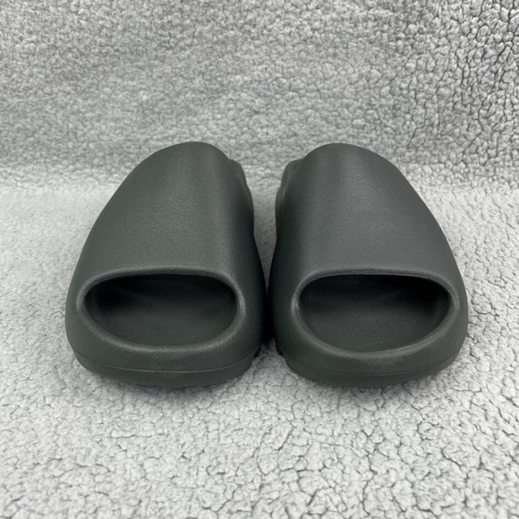 Adidas Yeezy Slide Onyx (Black) | Size 10 | Brand New (No Box) - Picture 4 of 4